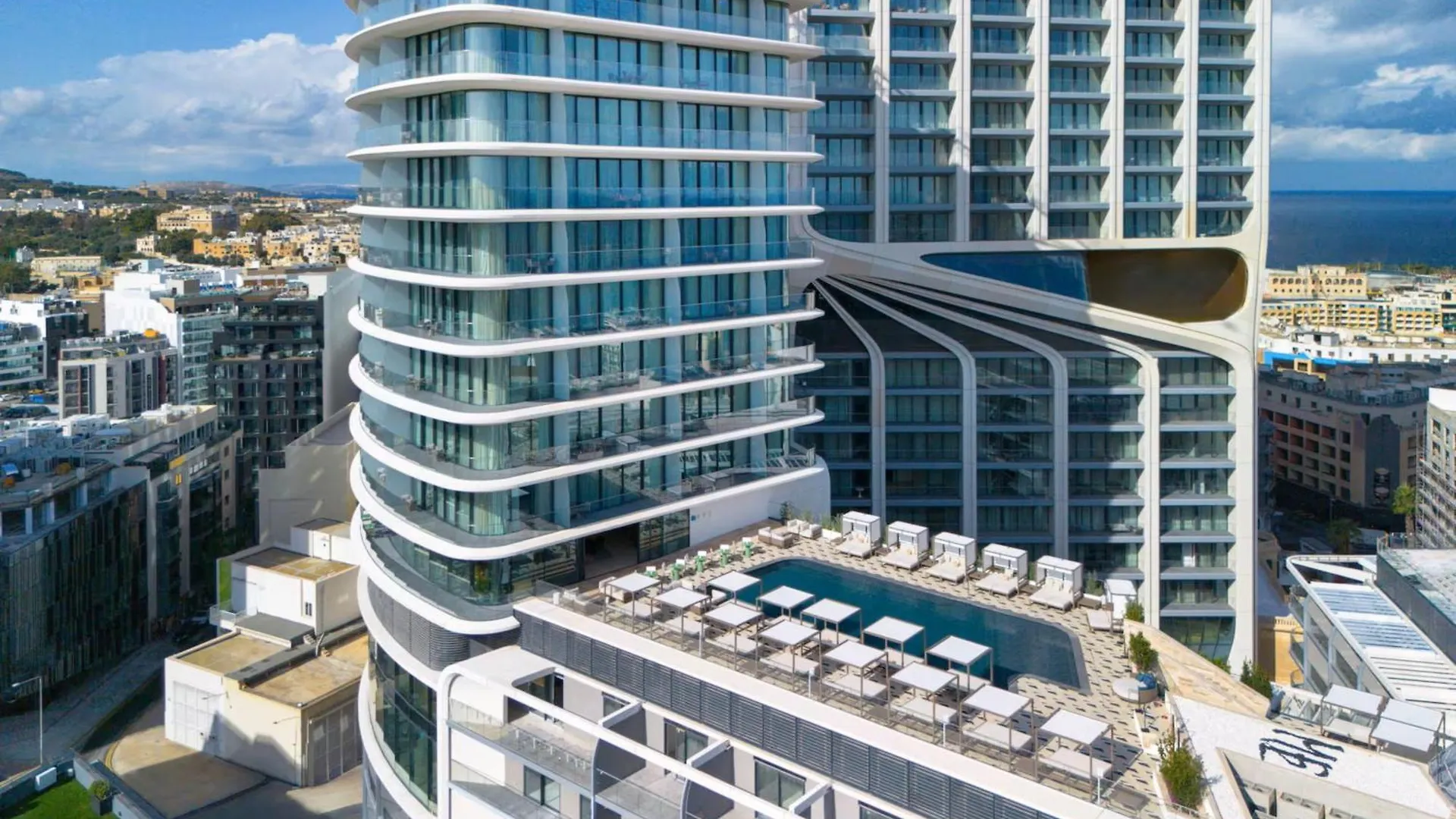 Experience Luxury Living At Mercury Suites San Julián